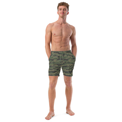 BorB Men's swim trunks accessories